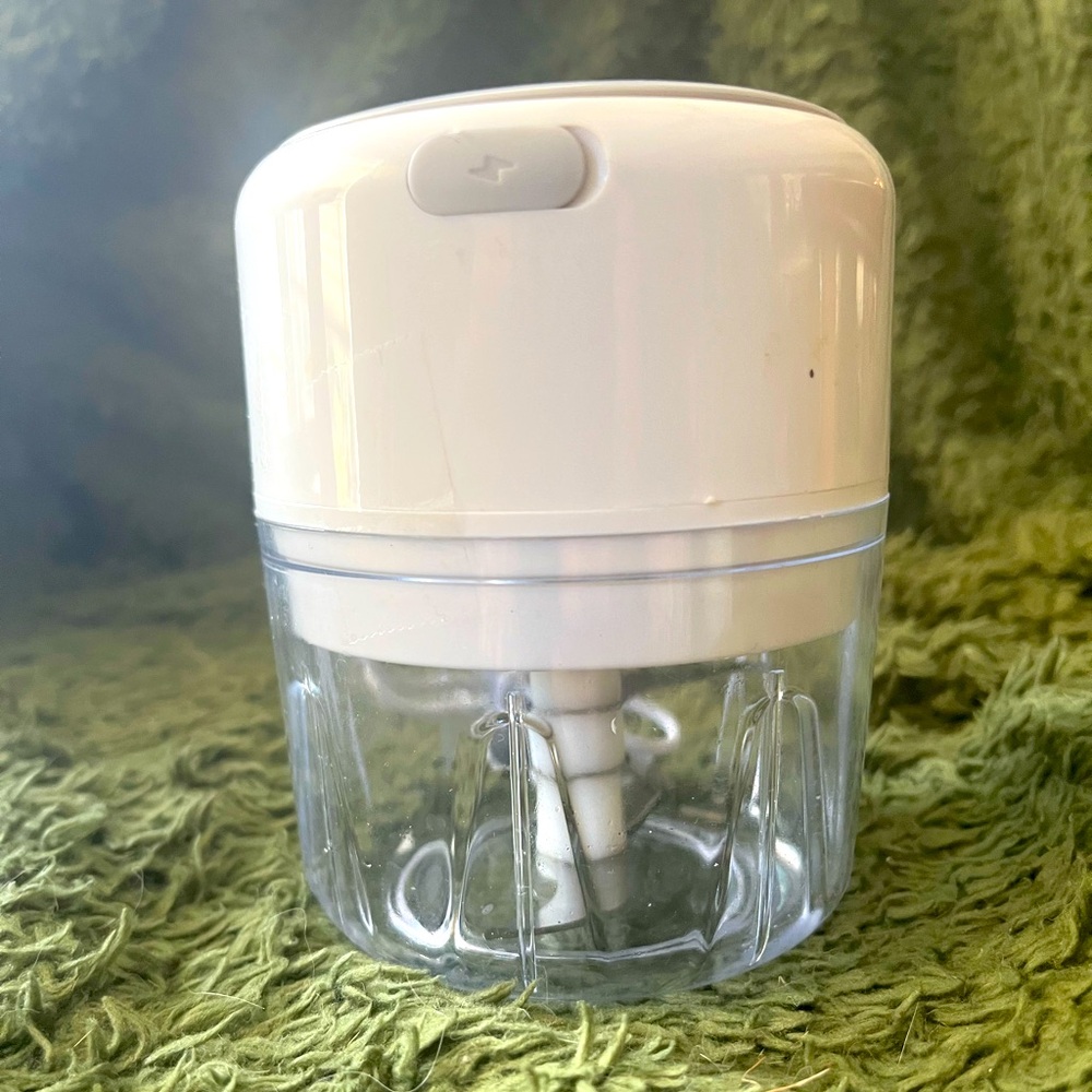 Cream and Clear Mini Food Chopper